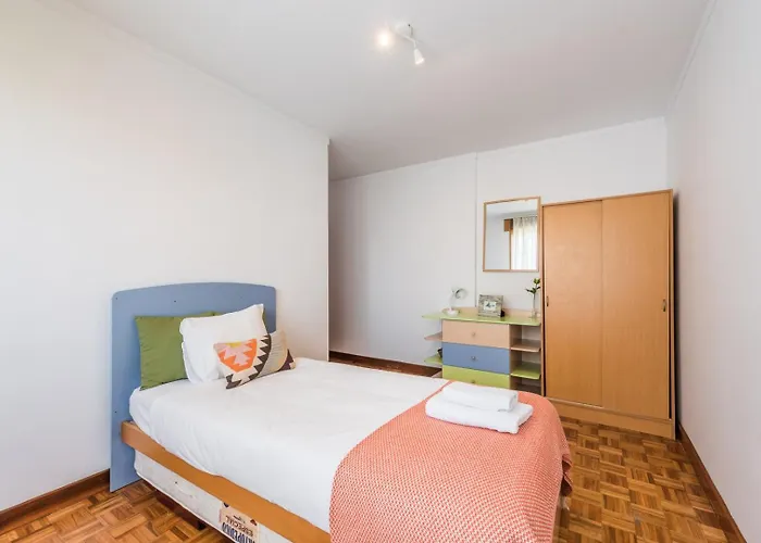Daire Guestready - Eclectic Haven In The Heart Of Porto
