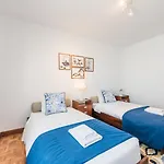 Guestready - Eclectic Haven In The Heart Of Appartement *