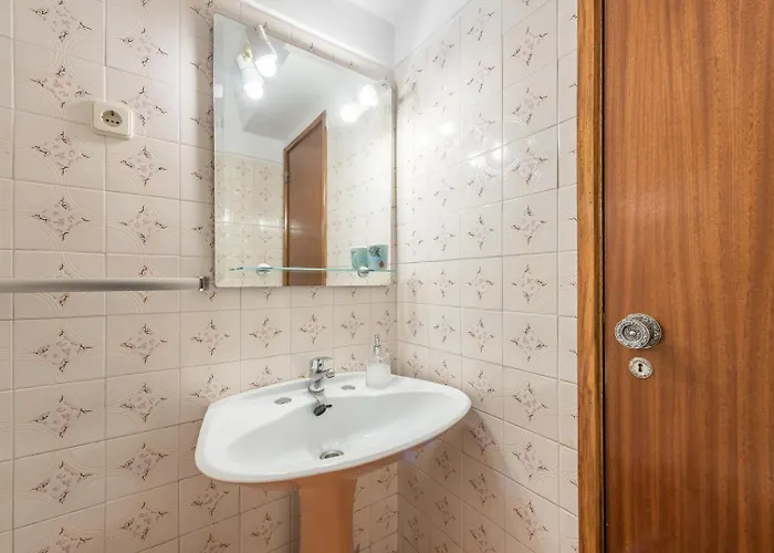 Guestready - Eclectic Haven In The Heart Of * Oporto