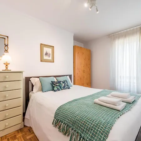 Guestready - Eclectic Haven In The Heart Of Lägenhet Oporto
